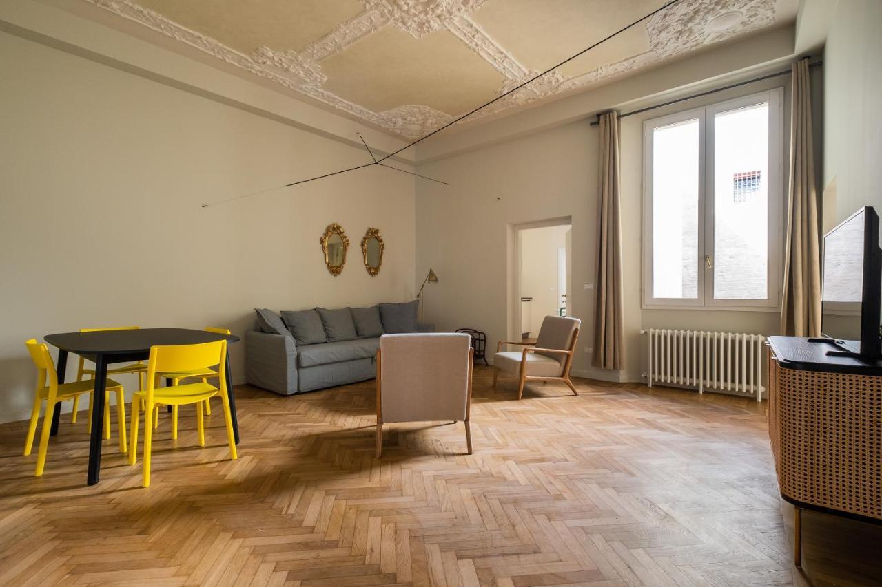Appartamento D'Azeglio Nel Salotto Di Bolonha Exterior foto